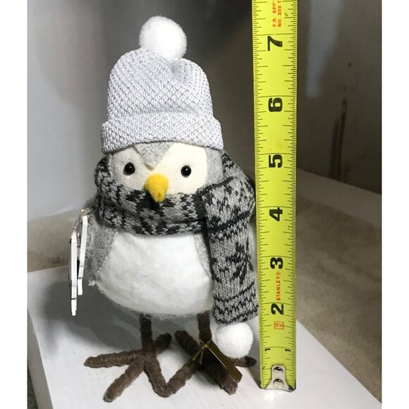 Wondershop Featherly Friends Rime Winter Bird Statue With Scarf & Hat 2021 7" - Picture 8 of 9